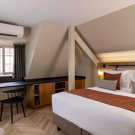 Hotel La Diligence 4*