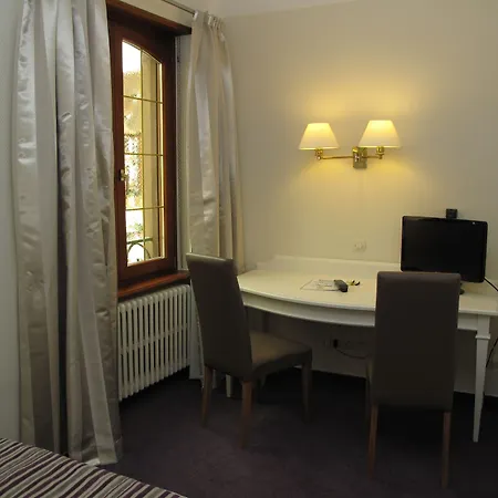 La Diligence Hotel 4*